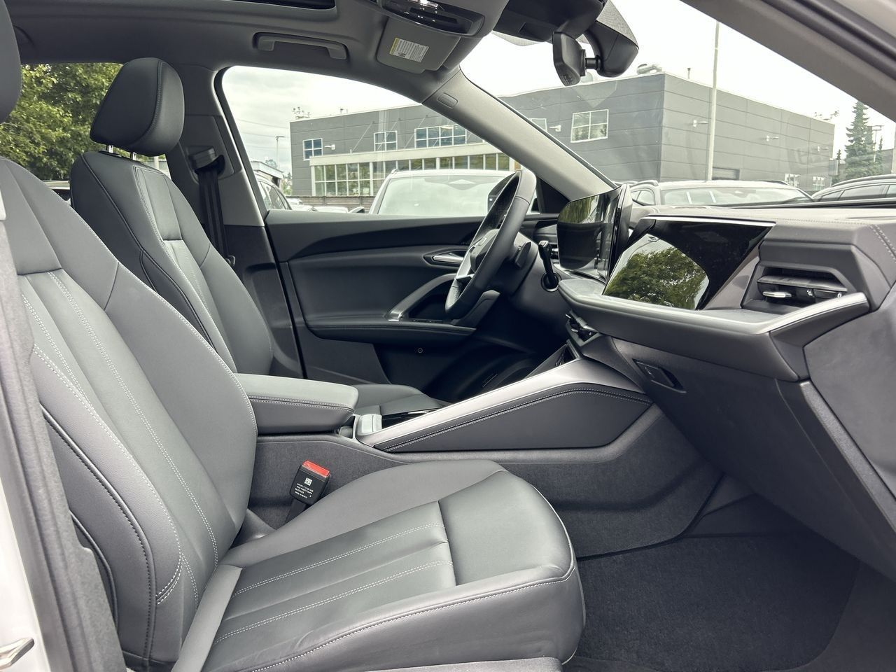 2025 Audi Q5 in North Vancouver, British Columbia