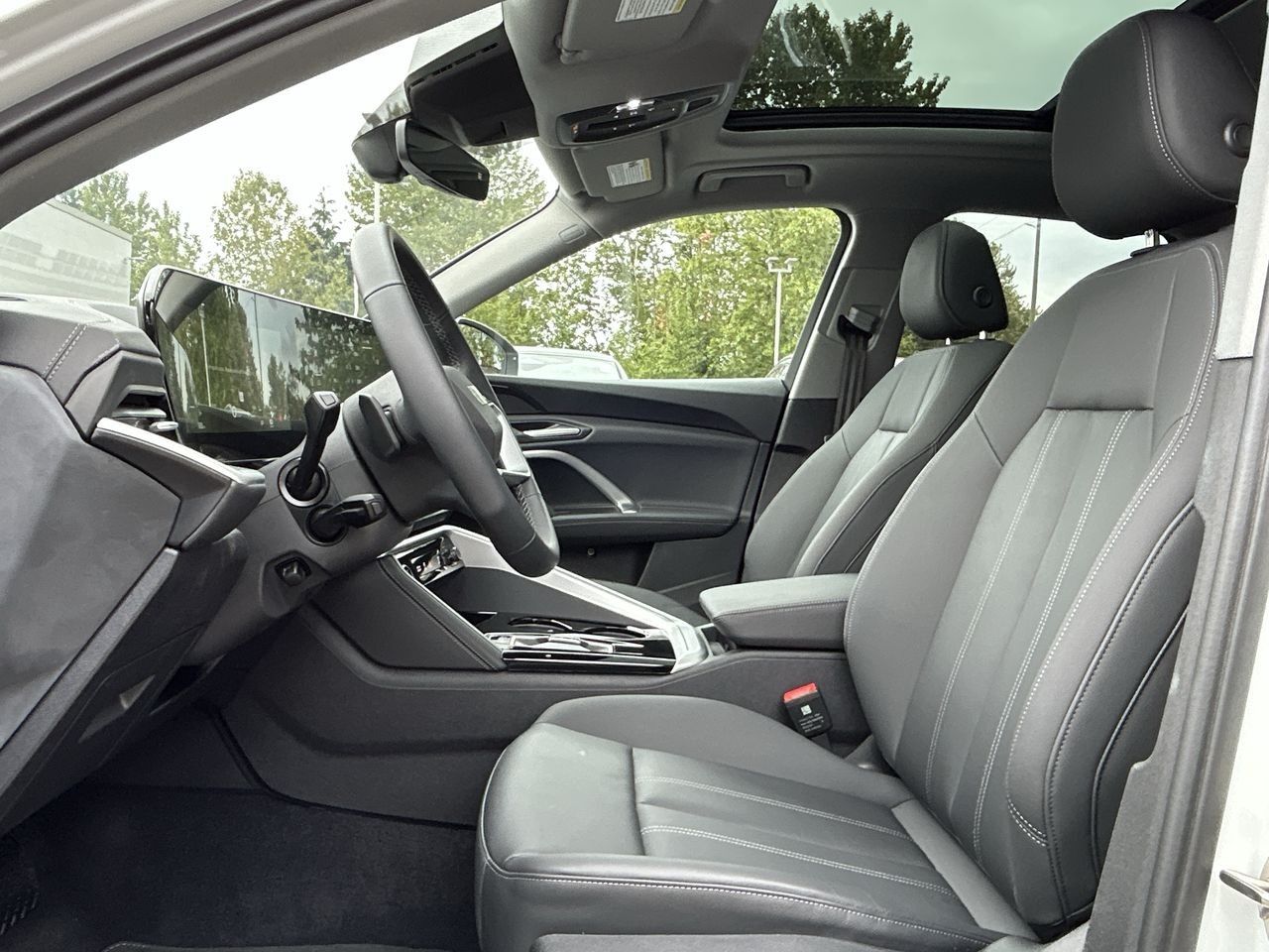 2025 Audi Q5 in North Vancouver, British Columbia