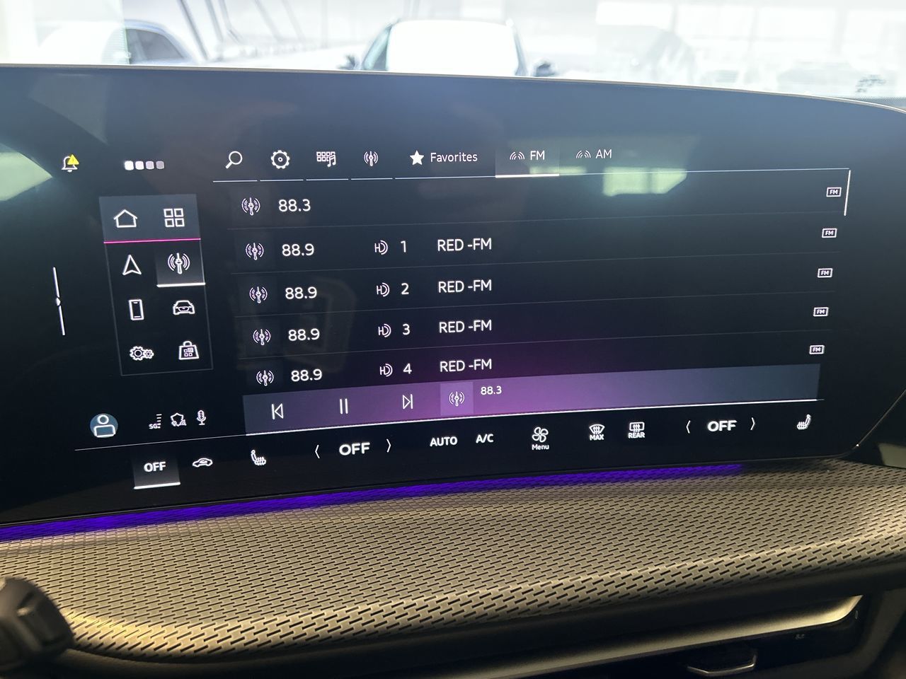 2025 Audi Q5 in North Vancouver, British Columbia