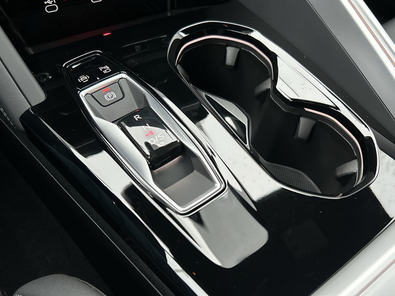 2025 Audi Q5 in North Vancouver, British Columbia