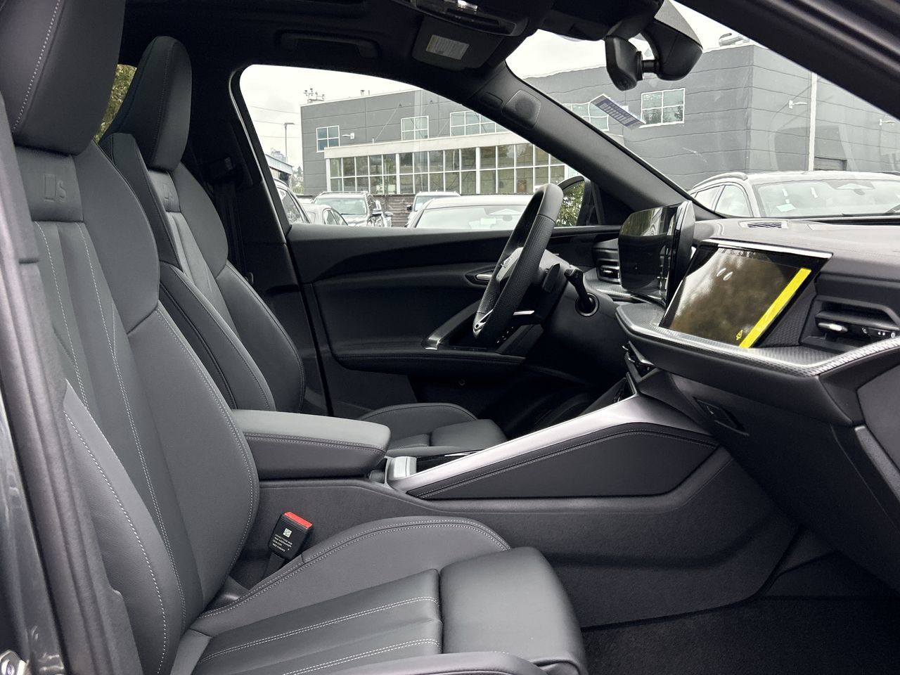 2025 Audi Q5 in North Vancouver, British Columbia