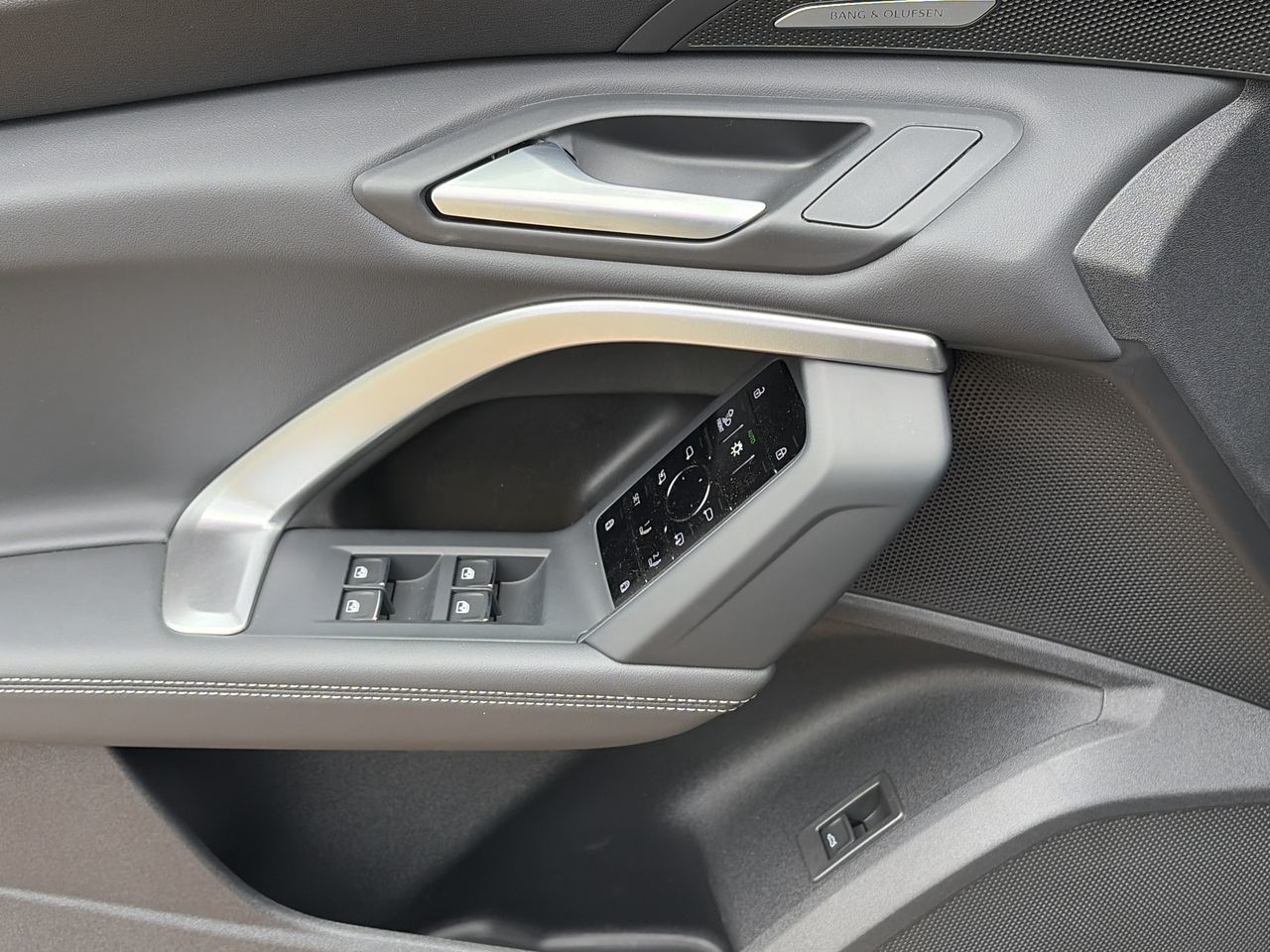 2026 Audi Q5 in North Vancouver, British Columbia