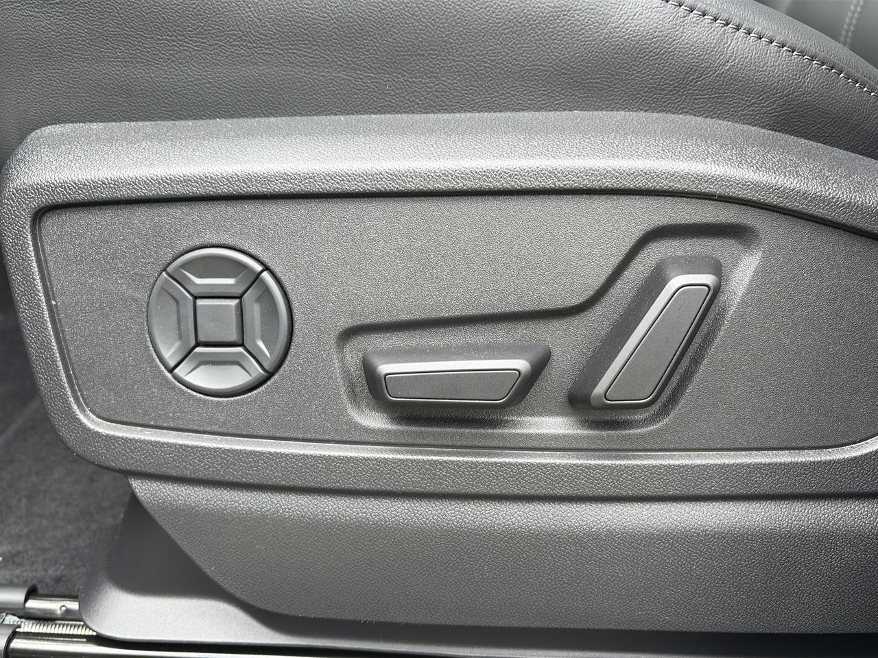 2026 Audi Q5 in North Vancouver, British Columbia