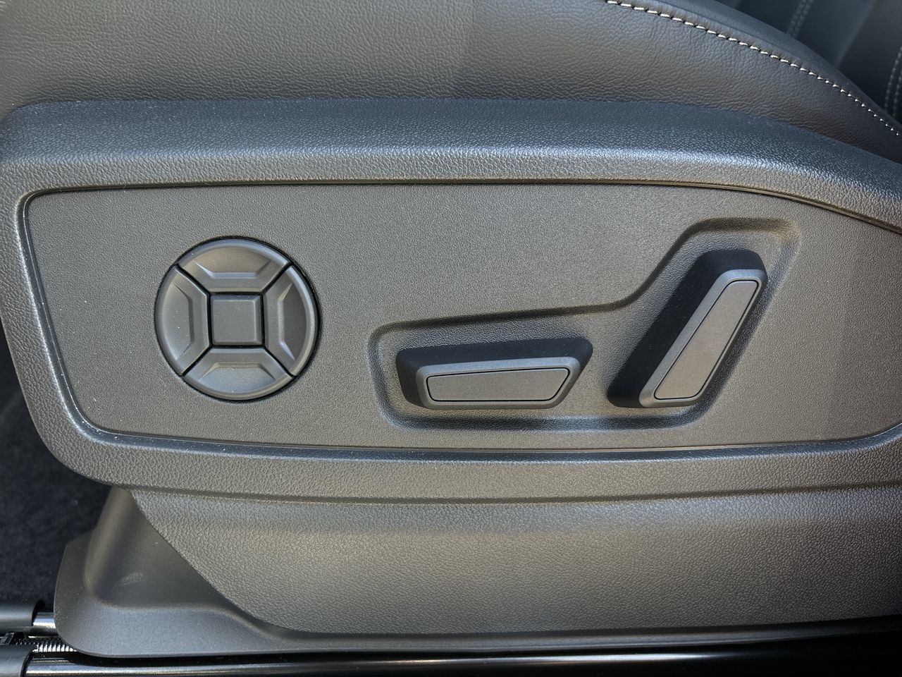 2026 Audi Q5 in North Vancouver, British Columbia