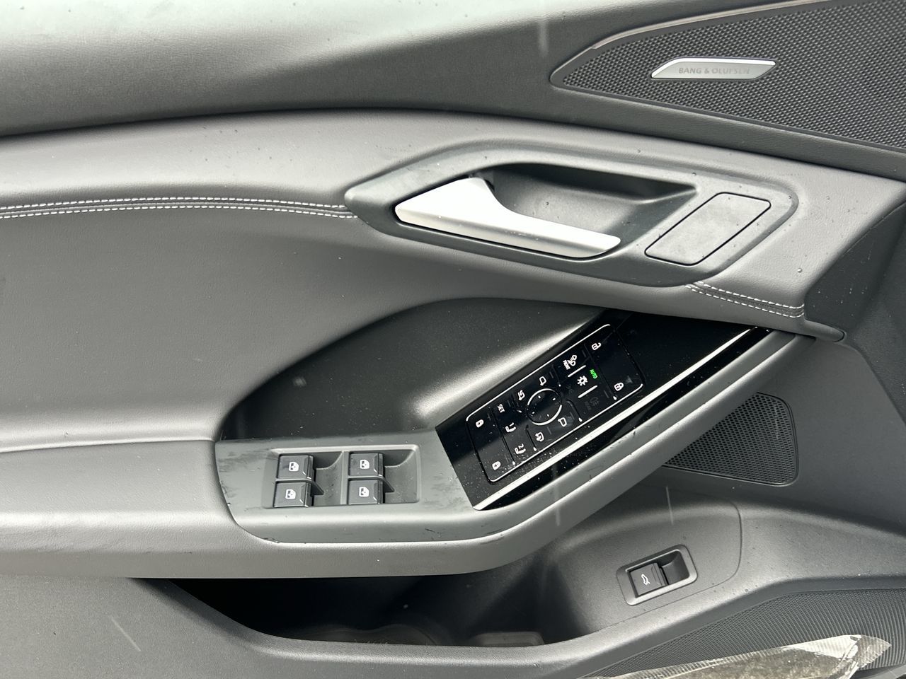 2025 Audi Q6 e-tron in North Vancouver, British Columbia