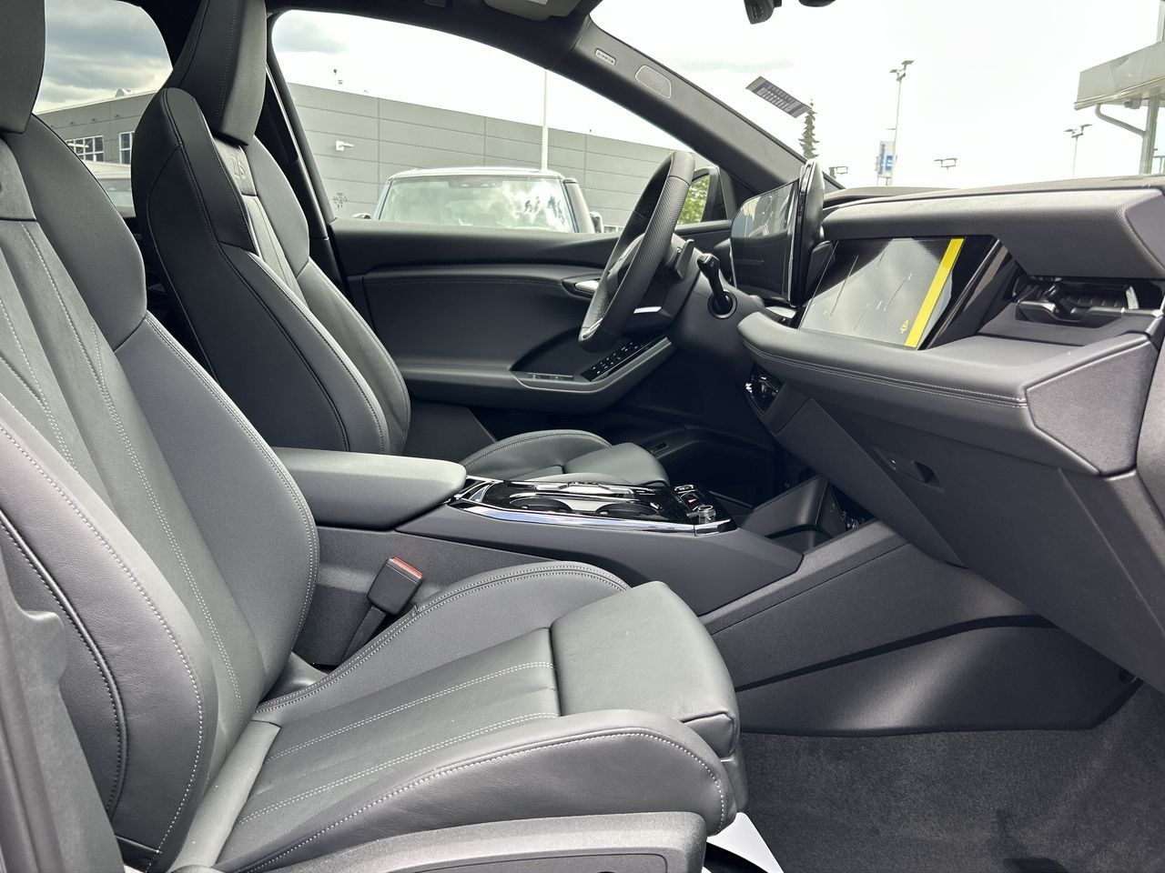 Audi Q6 e-tron  2025 à North Vancouver, Colombie-Britannique