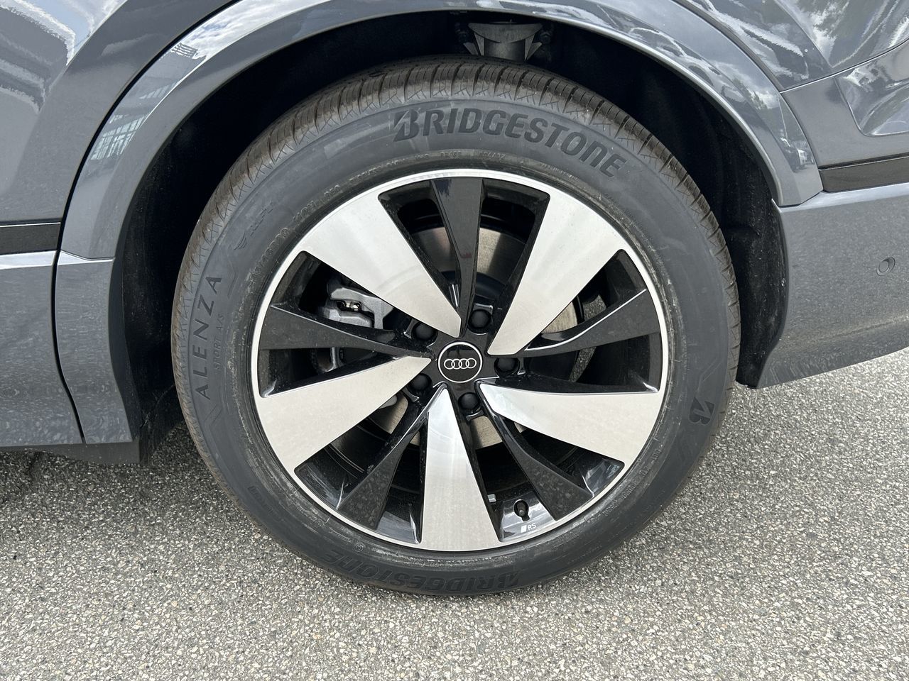 Audi Q6 e-tron  2025 à North Vancouver, Colombie-Britannique