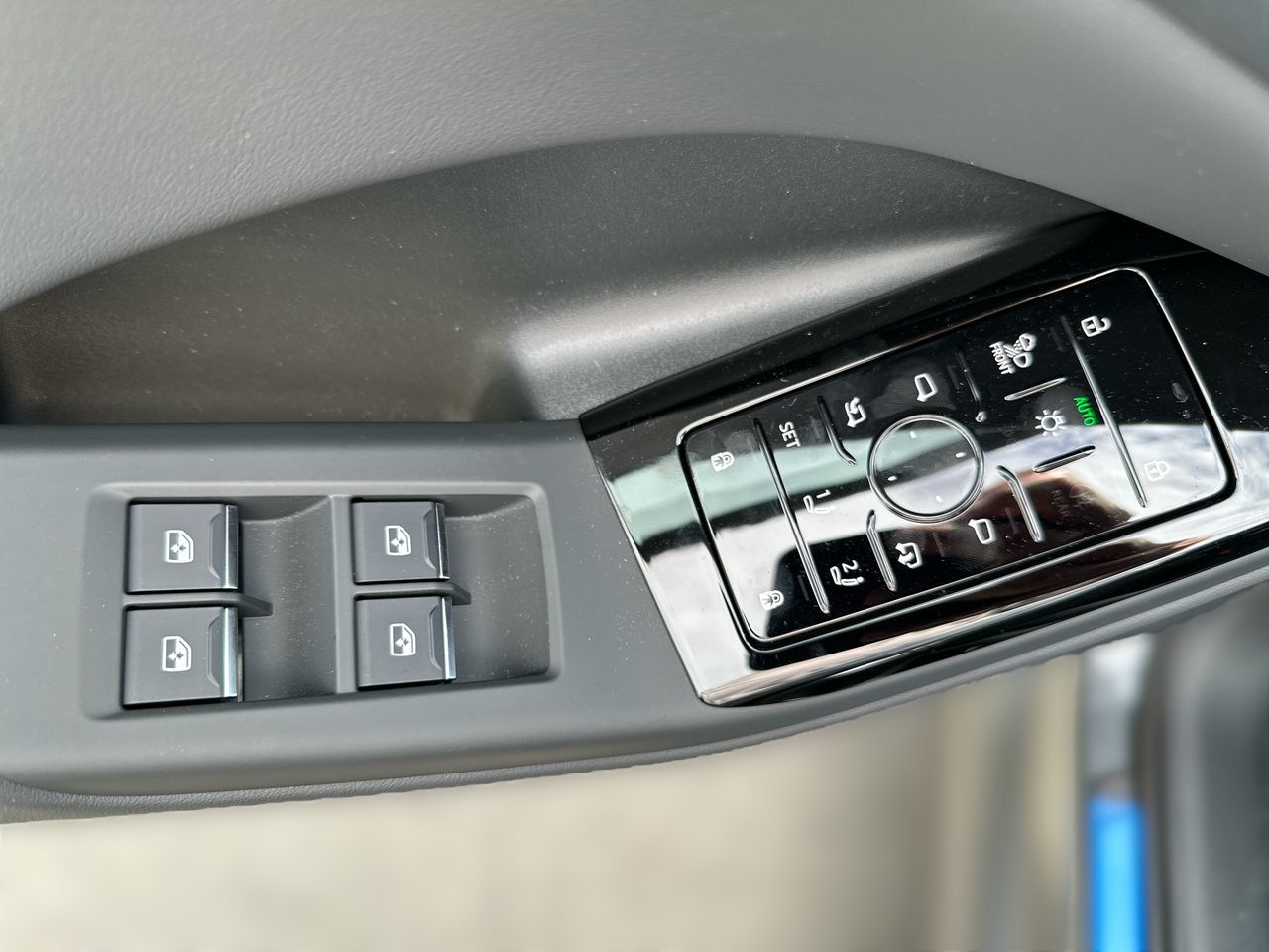 2025 Audi Q6 e-tron in North Vancouver, British Columbia