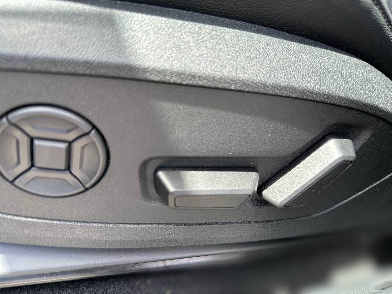 2025 Audi Q6 e-tron in North Vancouver, British Columbia