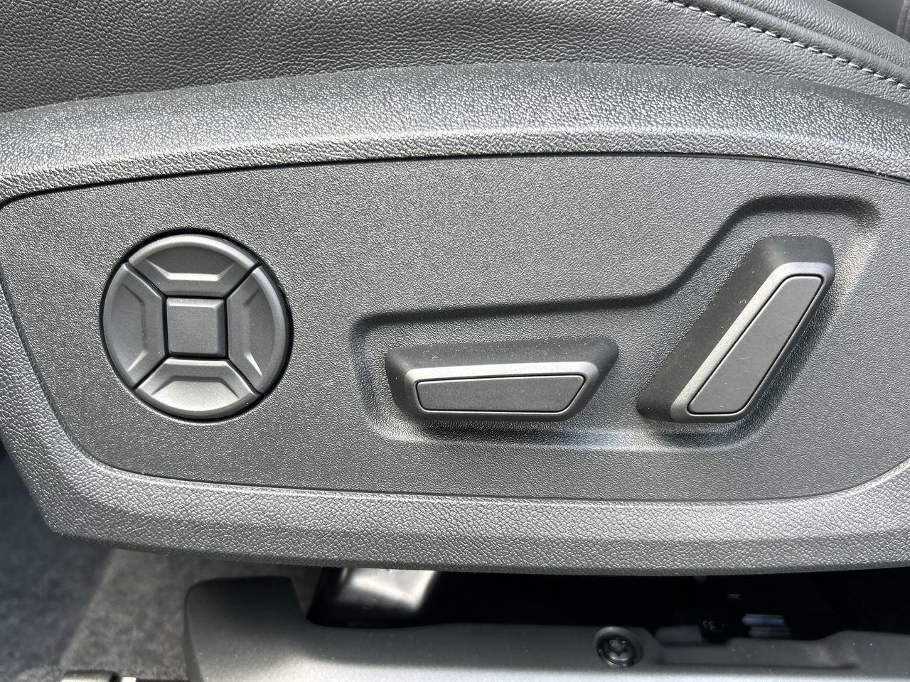 Audi Q6 e-tron  2025 à North Vancouver, Colombie-Britannique