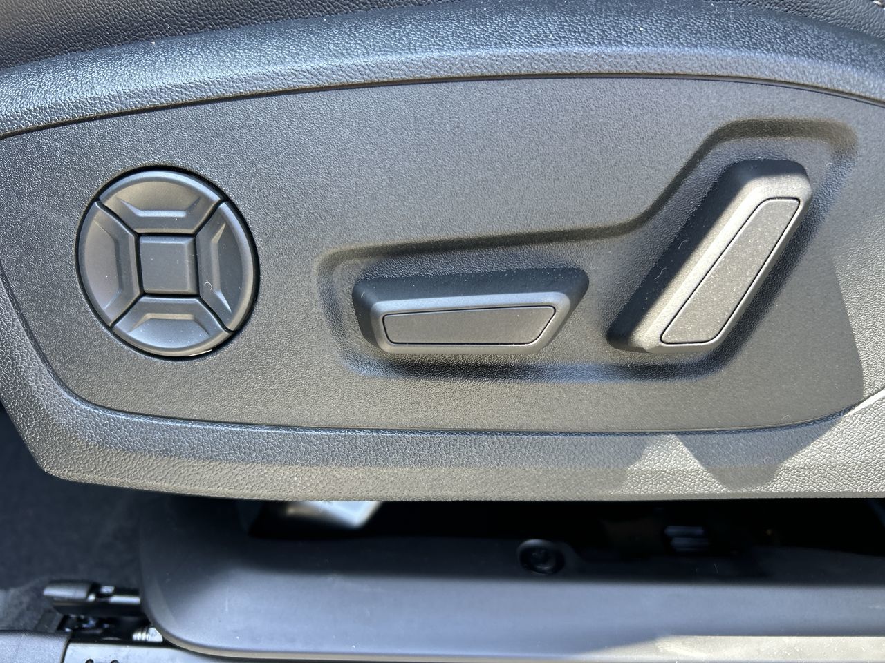2025 Audi Q6 e-tron in North Vancouver, British Columbia