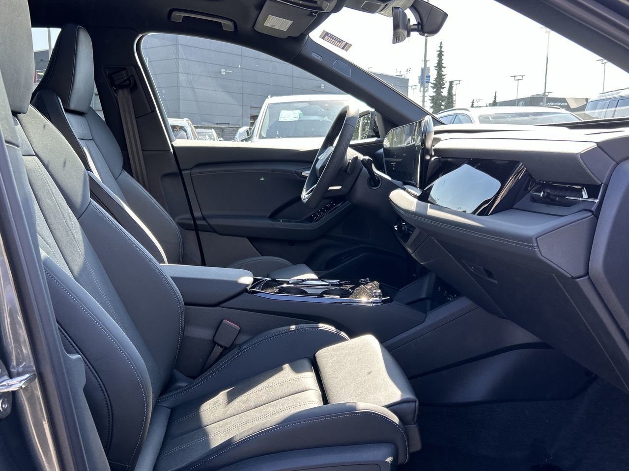 Audi Q6 e-tron  2025 à North Vancouver, Colombie-Britannique
