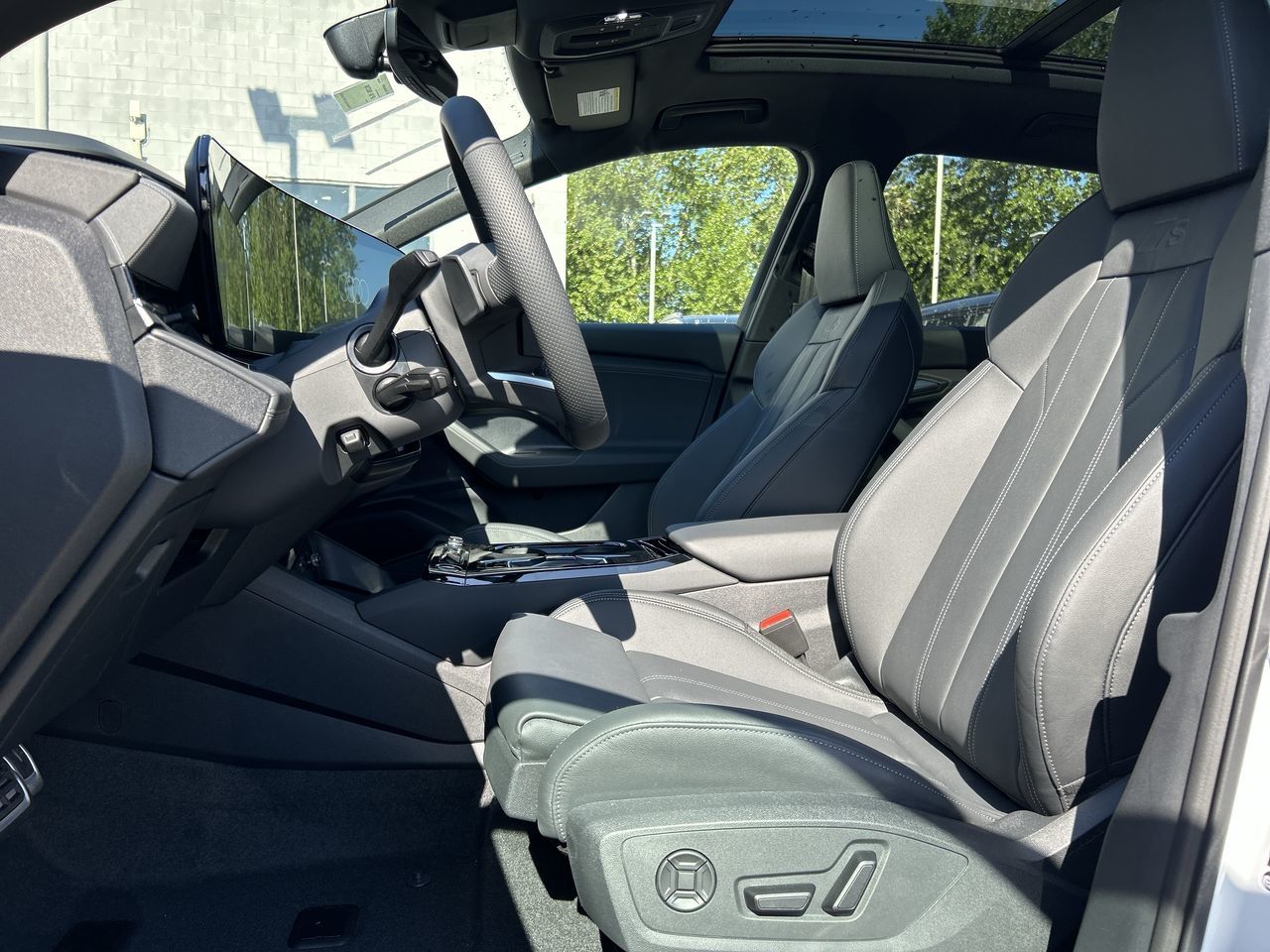 2025 Audi Q6 e-tron in North Vancouver, British Columbia