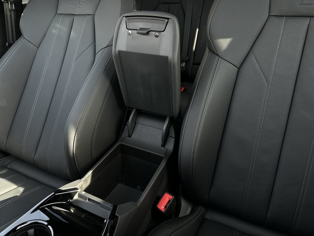 Audi Q6 e-tron  2025 à North Vancouver, Colombie-Britannique