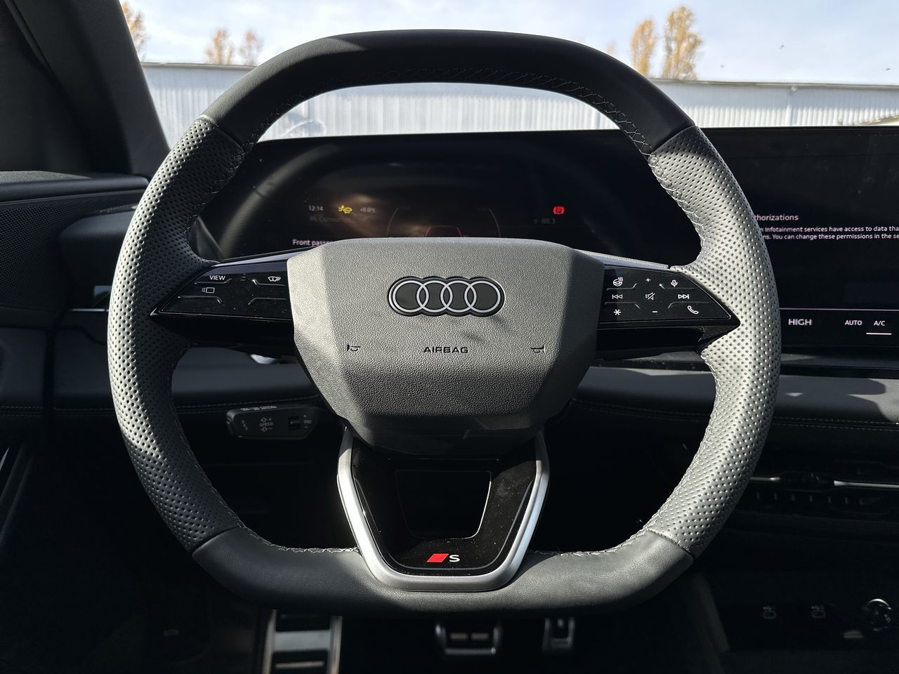 Audi Q6 e-tron  2025 à North Vancouver, Colombie-Britannique