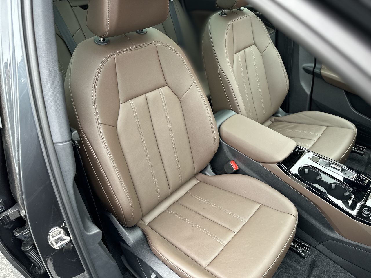 2025 Audi Q6 e-tron in North Vancouver, British Columbia