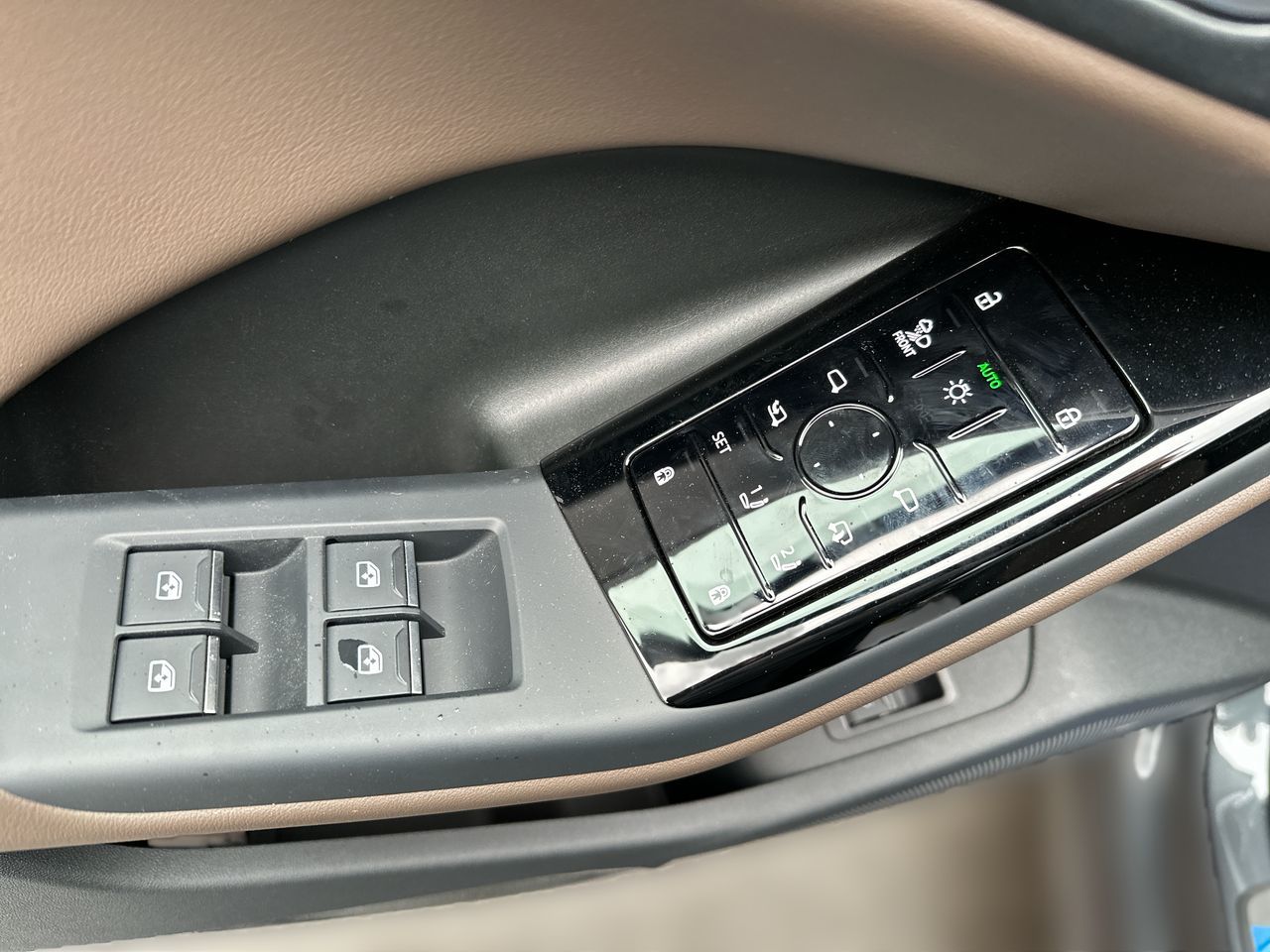 2025 Audi Q6 e-tron in North Vancouver, British Columbia