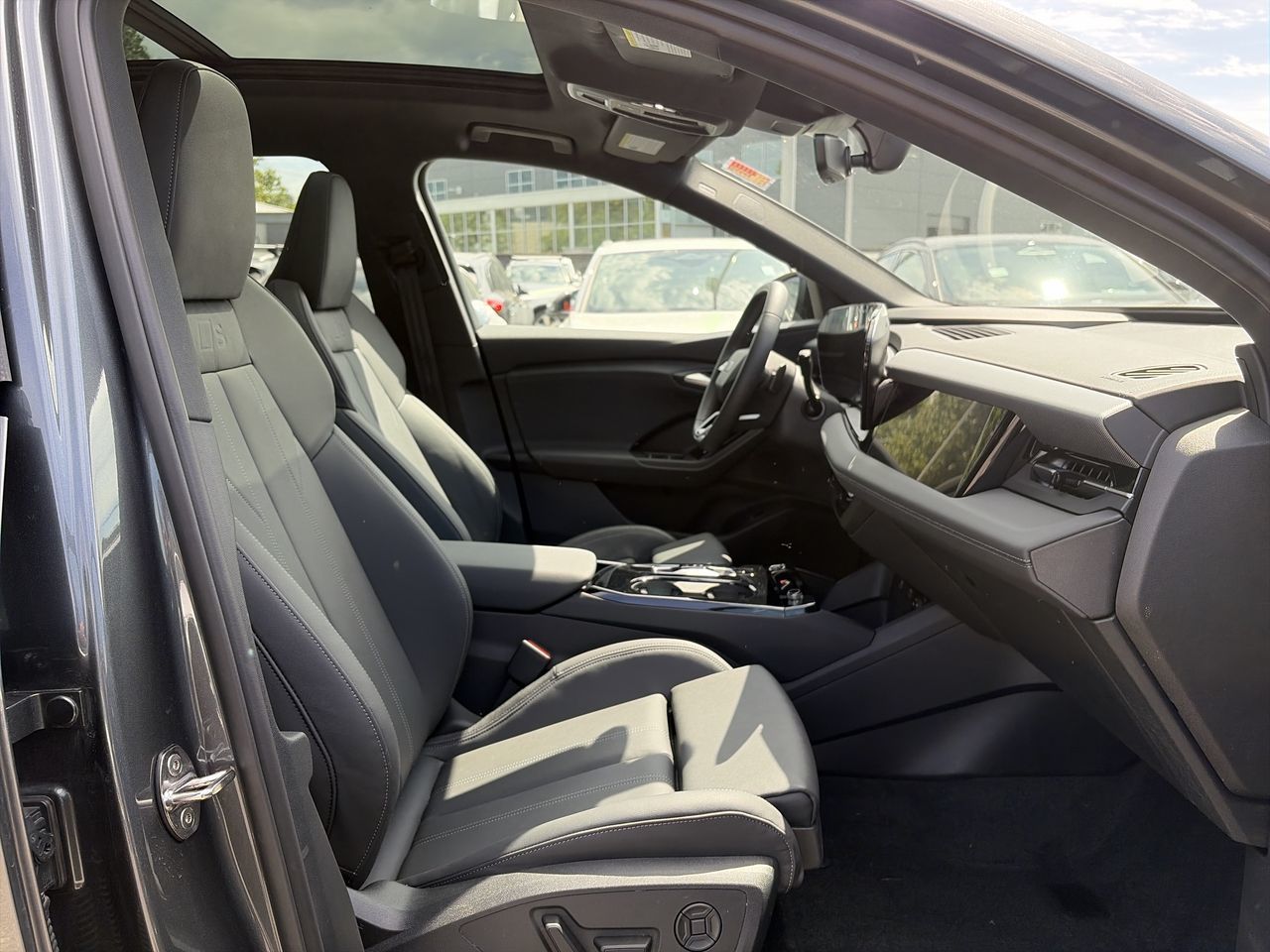 Audi Q6 e-tron  2025 à North Vancouver, Colombie-Britannique