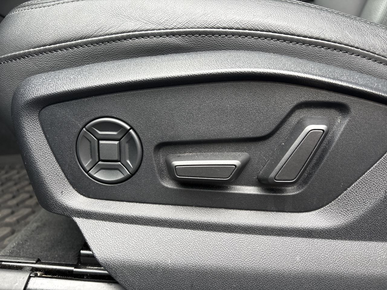 2022 Audi Q7 in North Vancouver, British Columbia