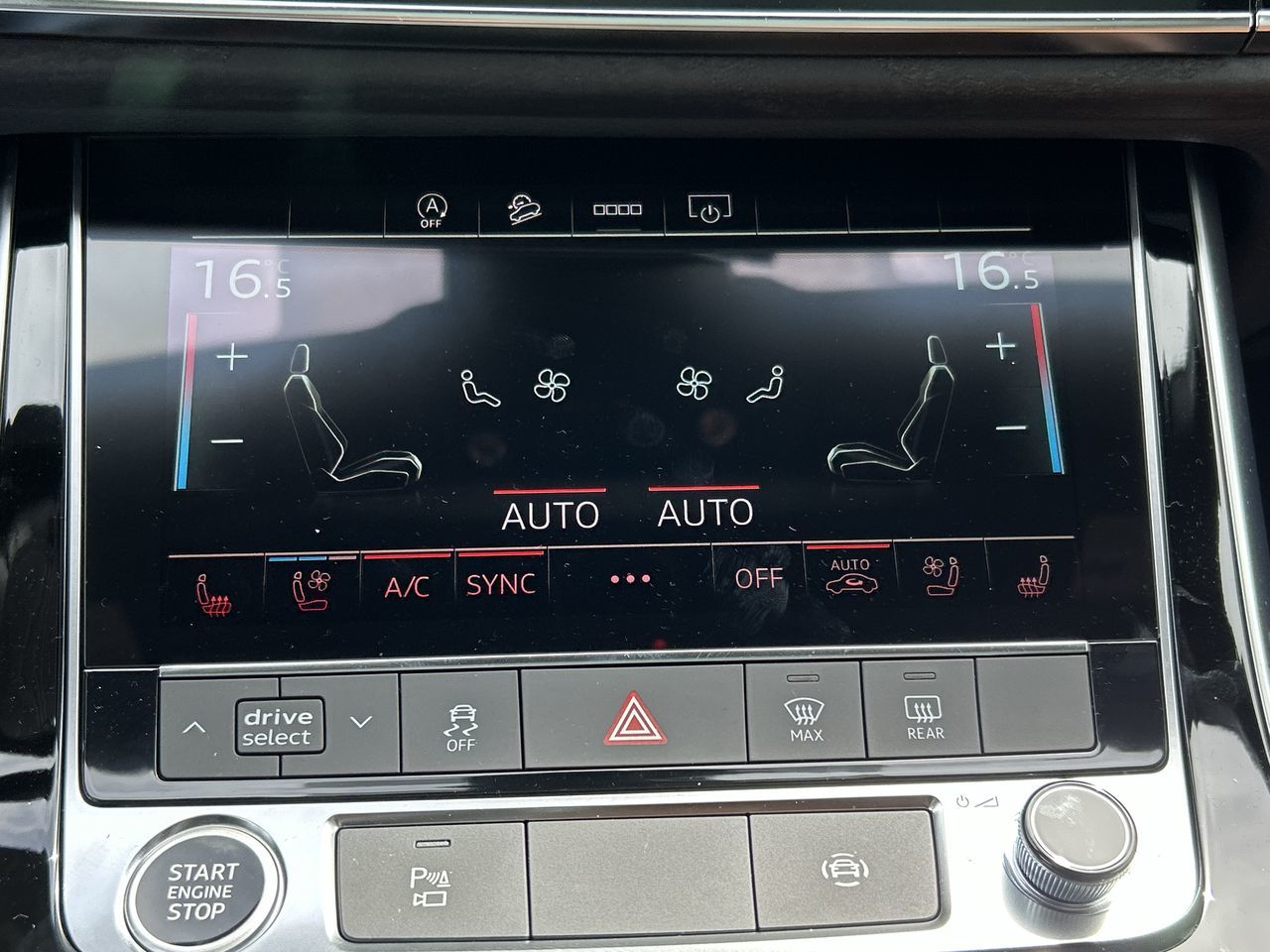 2025 Audi Q7 in North Vancouver, British Columbia