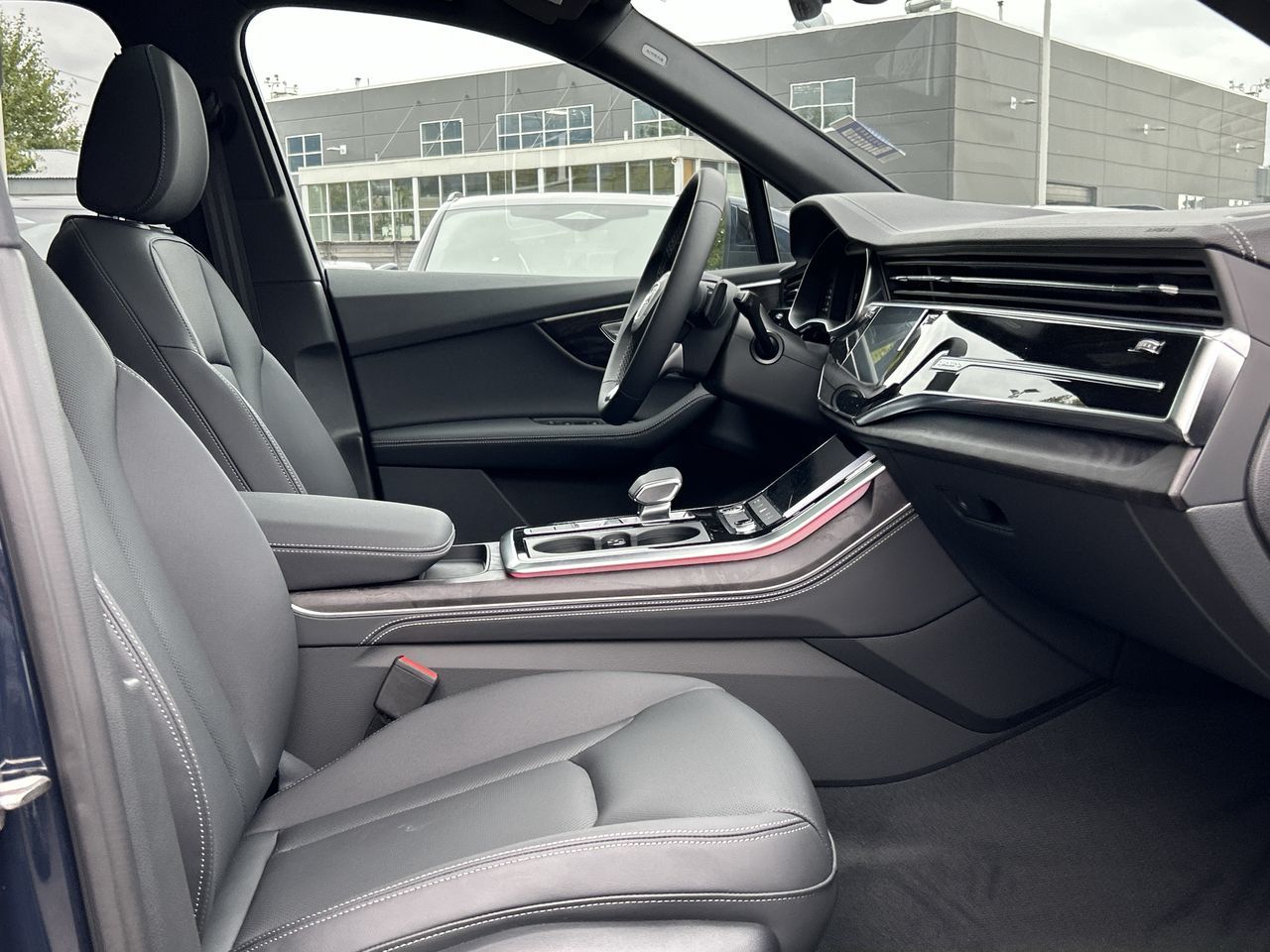 2025 Audi Q7 in North Vancouver, British Columbia