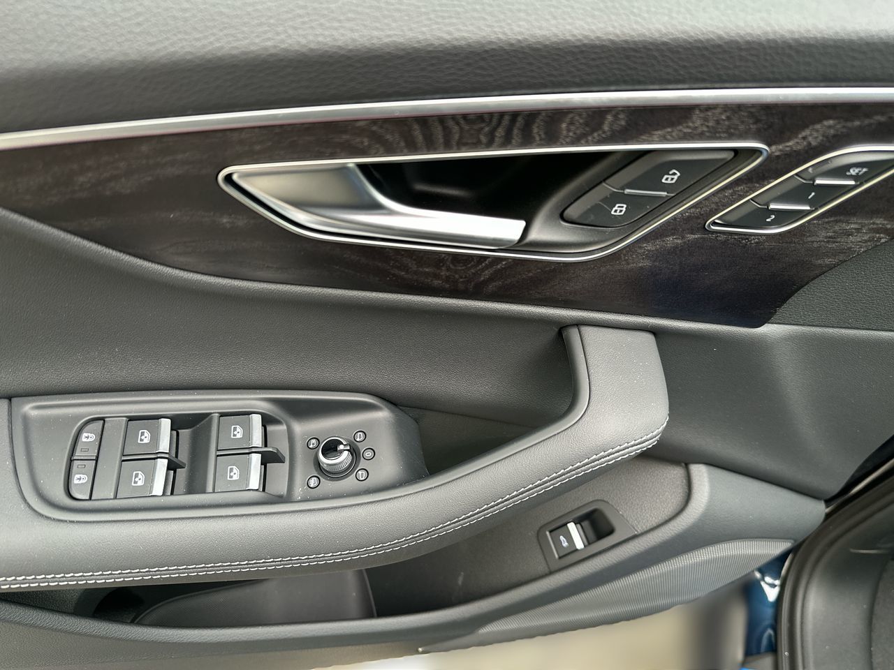 2025 Audi Q7 in North Vancouver, British Columbia
