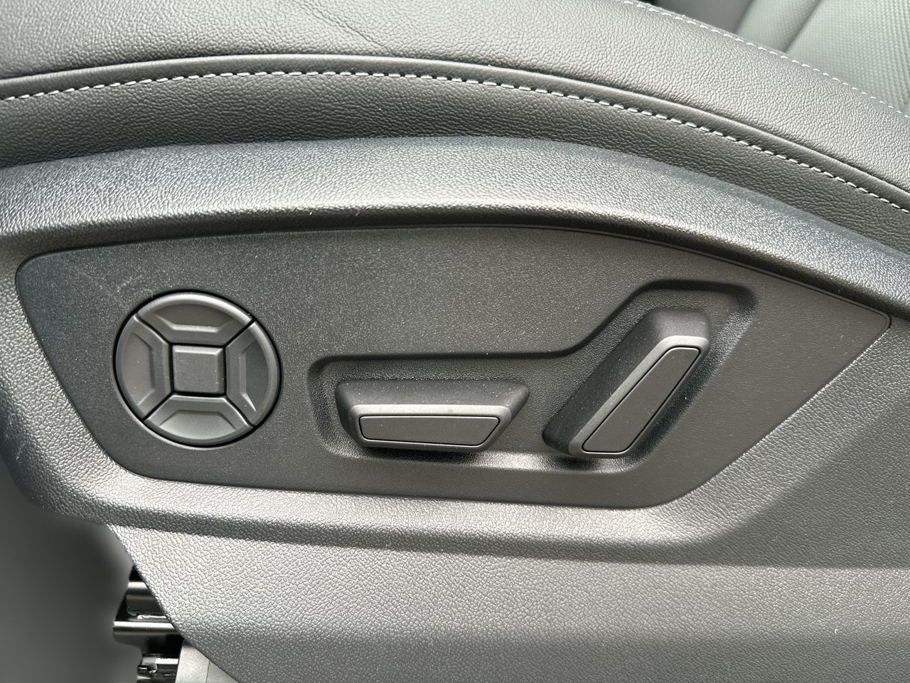 2025 Audi Q7 in North Vancouver, British Columbia