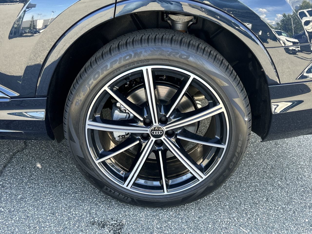 2025 Audi Q7 in North Vancouver, British Columbia