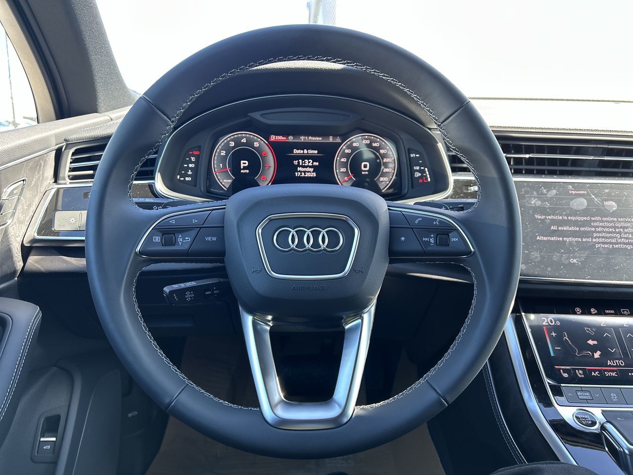 2025 Audi Q7 in North Vancouver, British Columbia