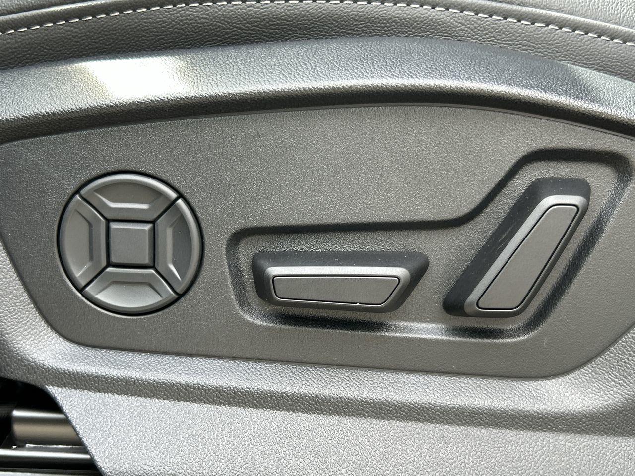 2025 Audi Q7 in North Vancouver, British Columbia