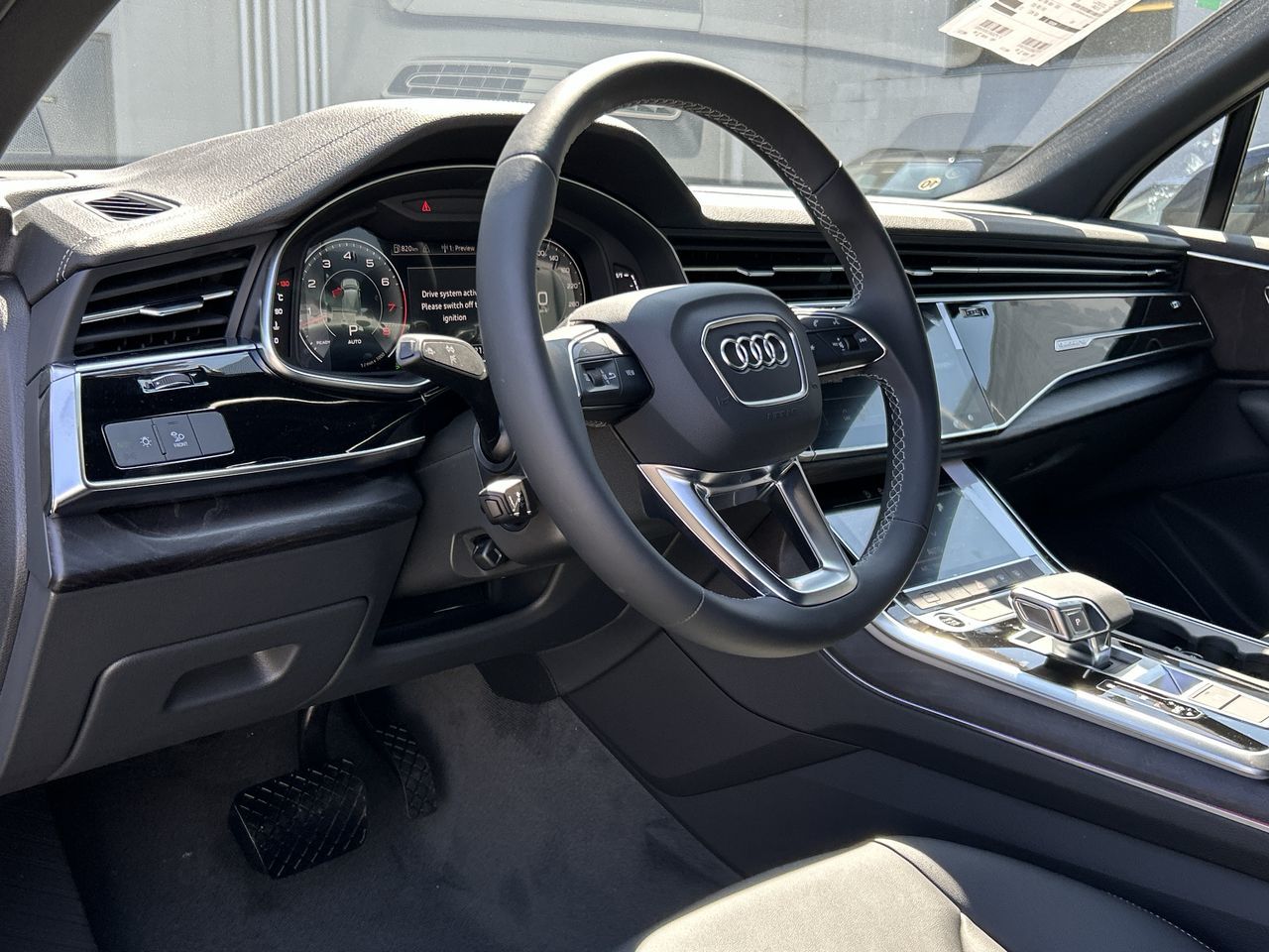 2025 Audi Q7 in North Vancouver, British Columbia