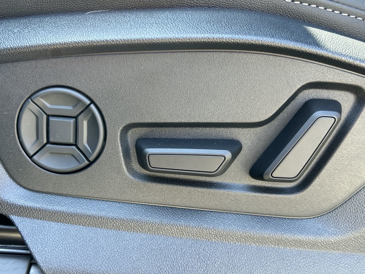 2025 Audi Q7 in North Vancouver, British Columbia