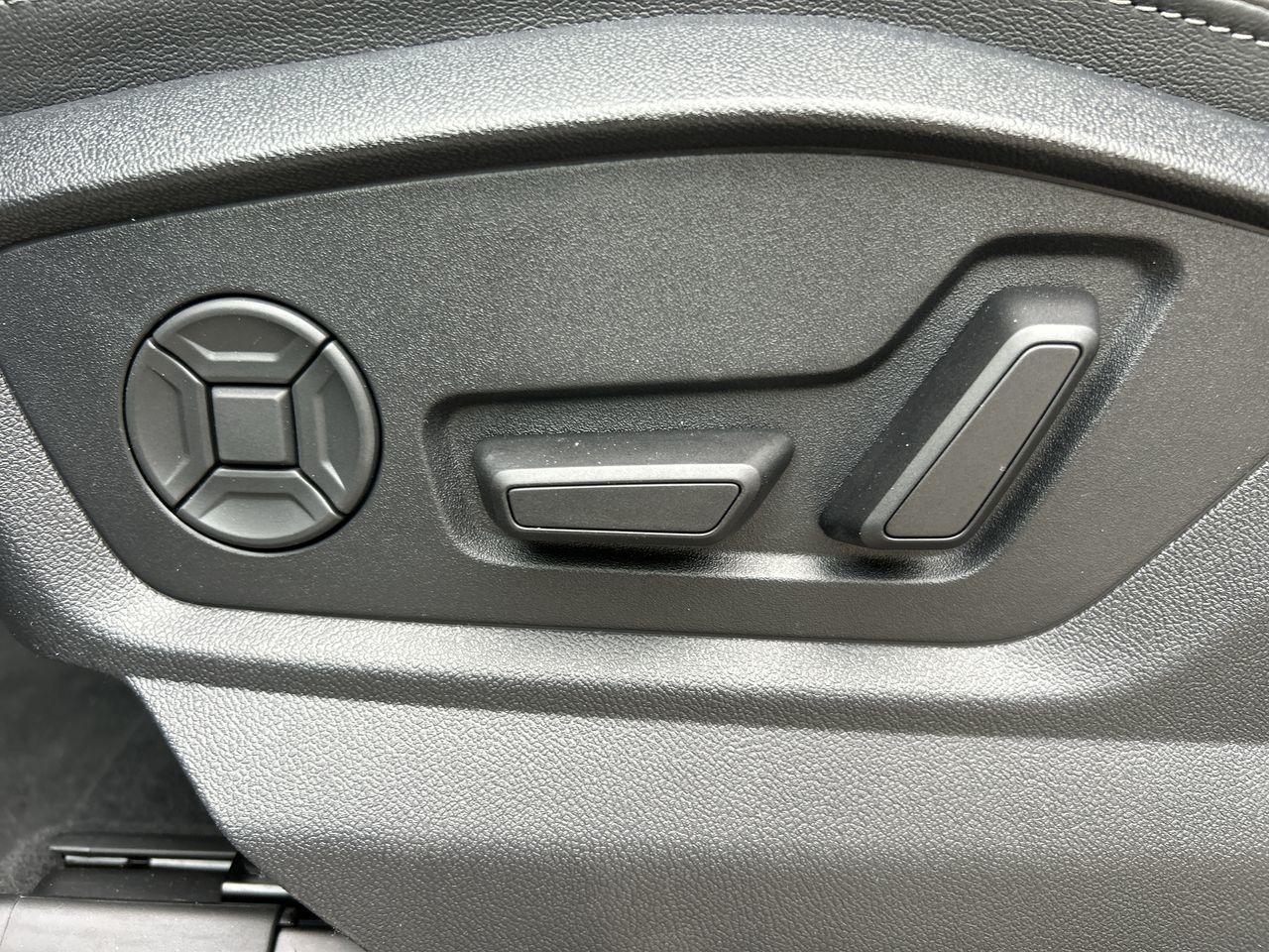 2025 Audi Q7 in North Vancouver, British Columbia