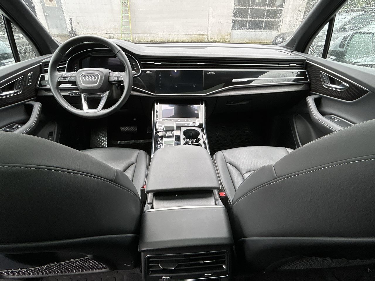 2025 Audi Q7 in North Vancouver, British Columbia
