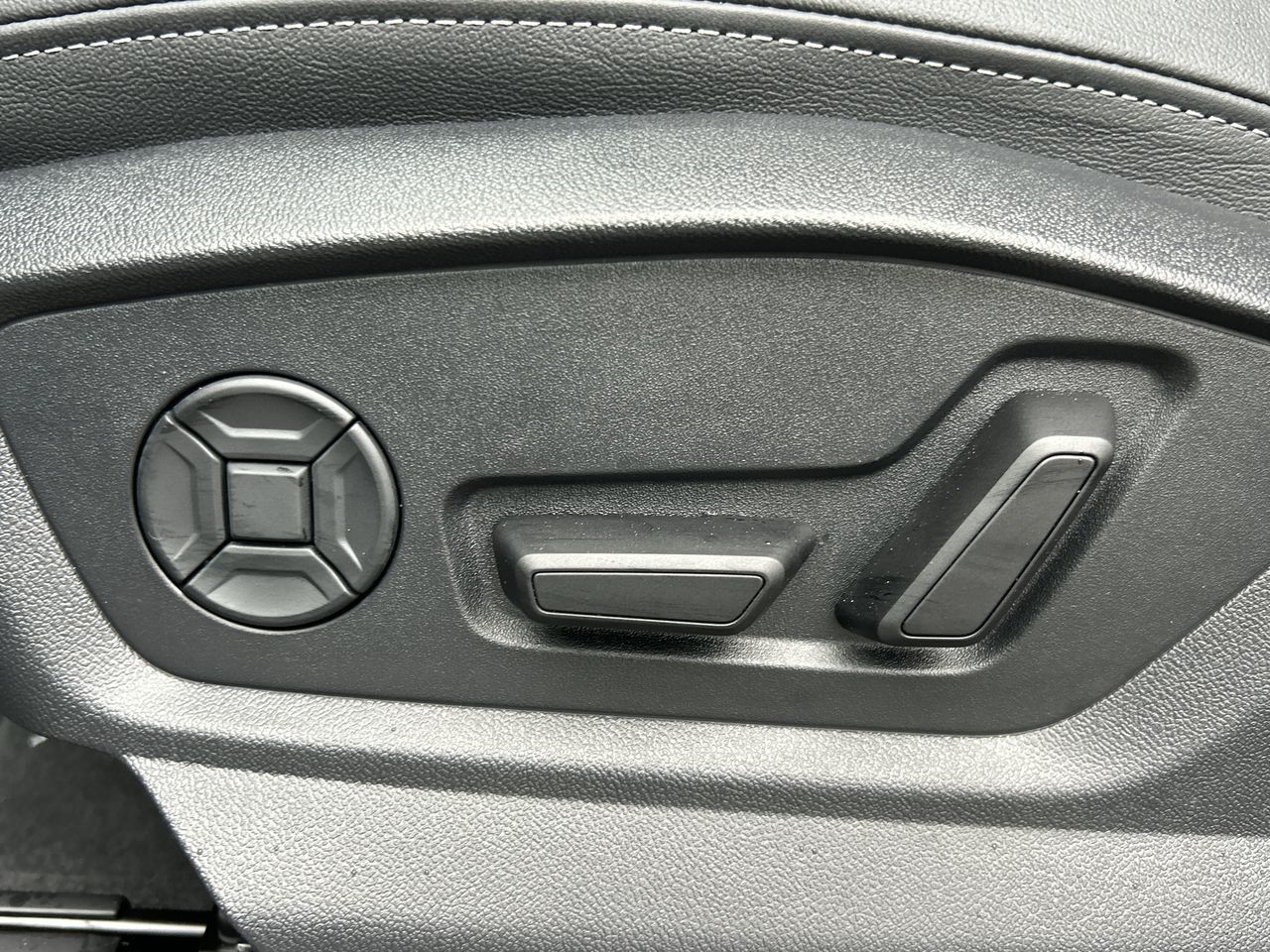 2026 Audi Q7 in North Vancouver, British Columbia