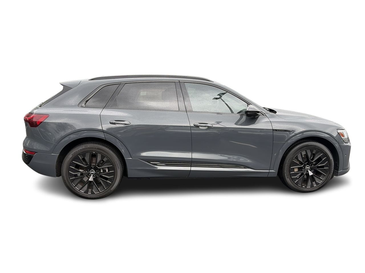 Audi Q8 e-tron  2024 à North Vancouver, Colombie-Britannique