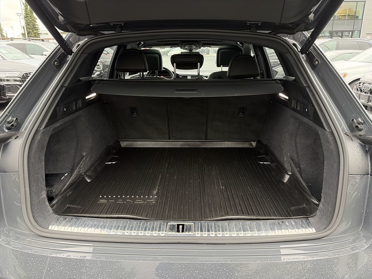 Audi Q8 e-tron  2024 à North Vancouver, Colombie-Britannique