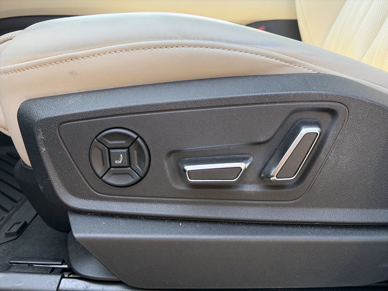 2024 Audi Q8 e-tron in North Vancouver, British Columbia