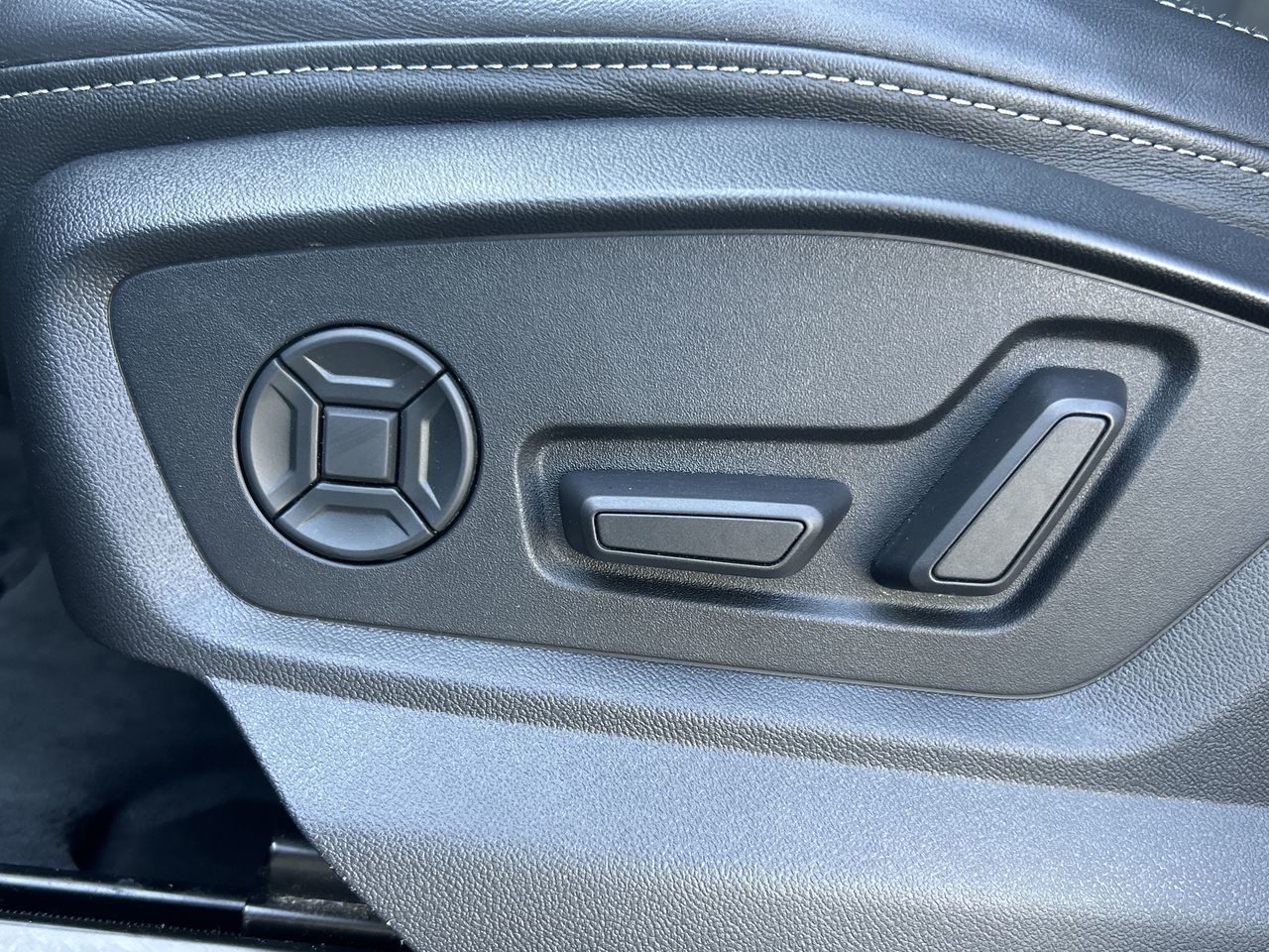 2022 Audi Q8 in North Vancouver, British Columbia