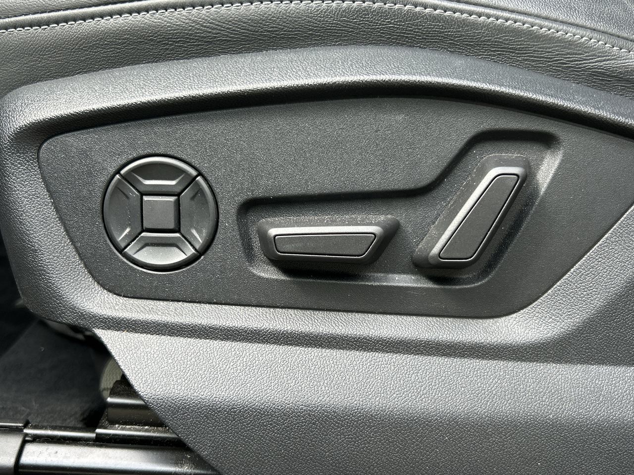 2023 Audi Q8 in North Vancouver, British Columbia