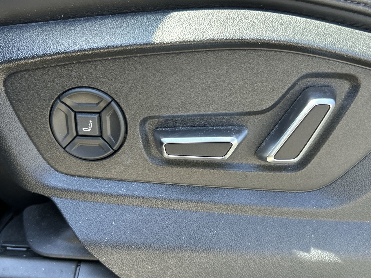 2024 Audi Q8 in North Vancouver, British Columbia