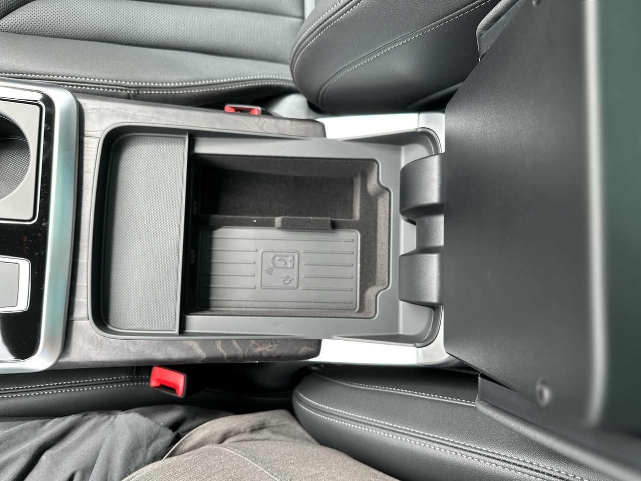 2025 Audi Q8 in North Vancouver, British Columbia