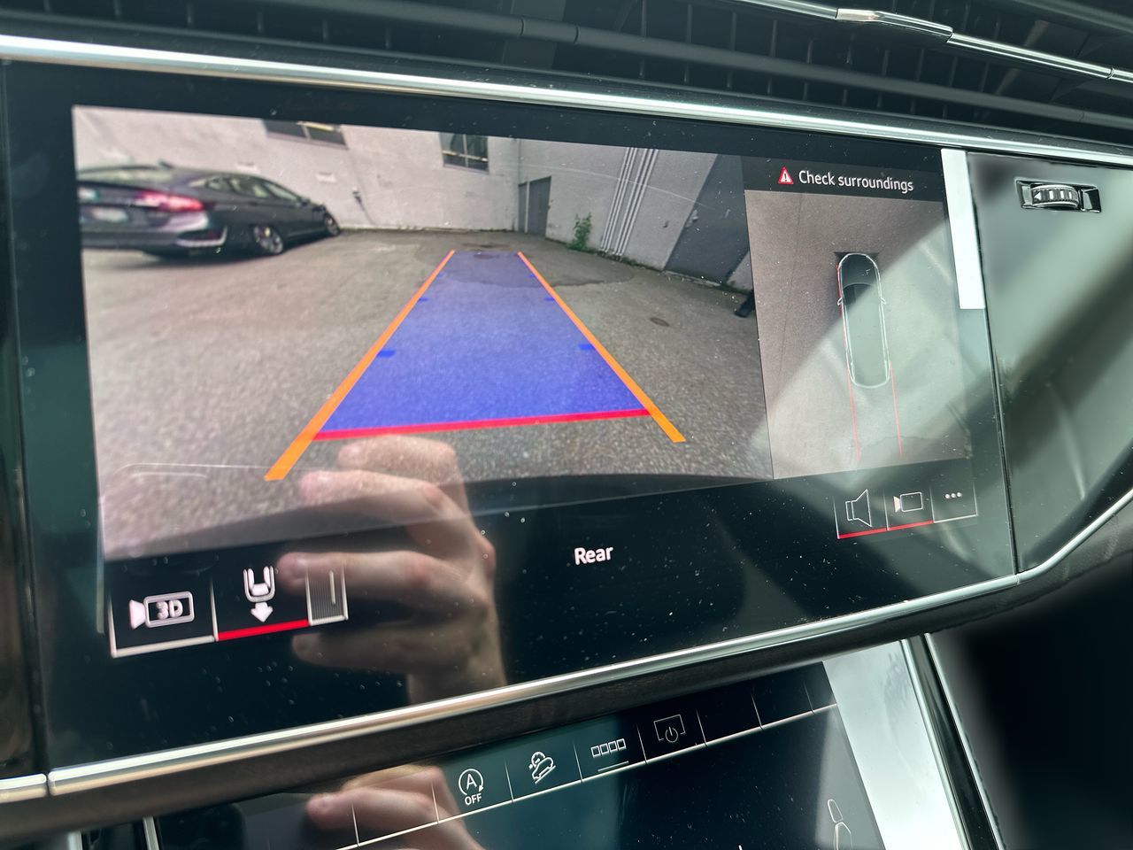 2025 Audi Q8 in North Vancouver, British Columbia