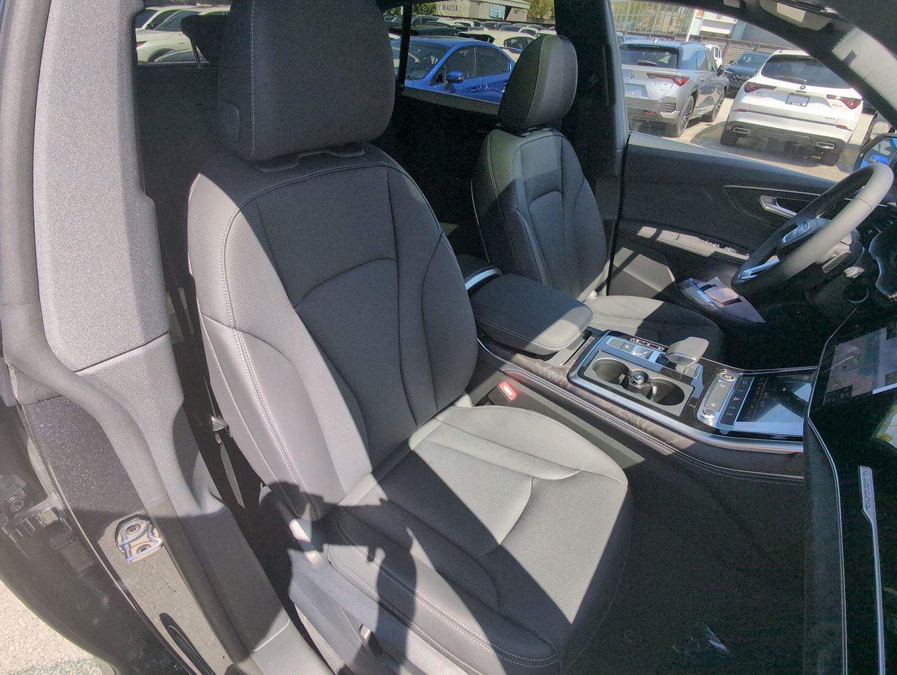 2025 Audi Q8 in North Vancouver, British Columbia