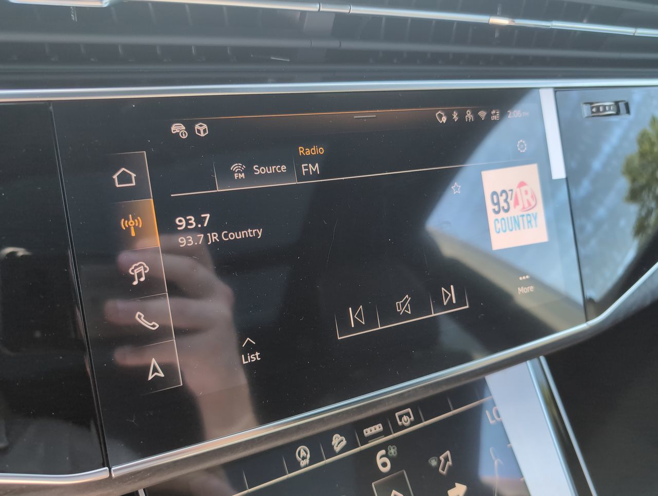 2025 Audi Q8 in North Vancouver, British Columbia