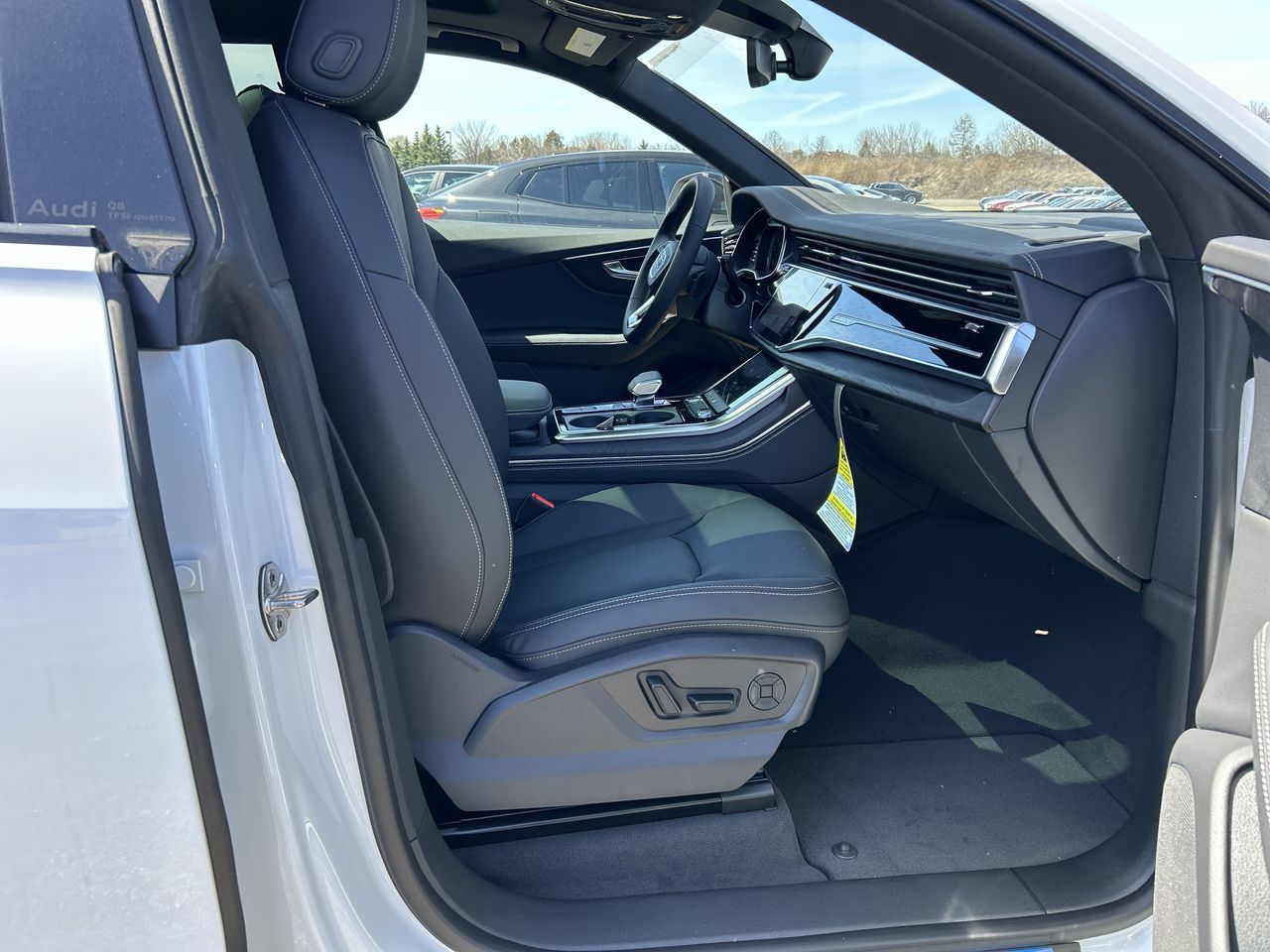 Audi Q8  2025 à North Vancouver, Colombie-Britannique