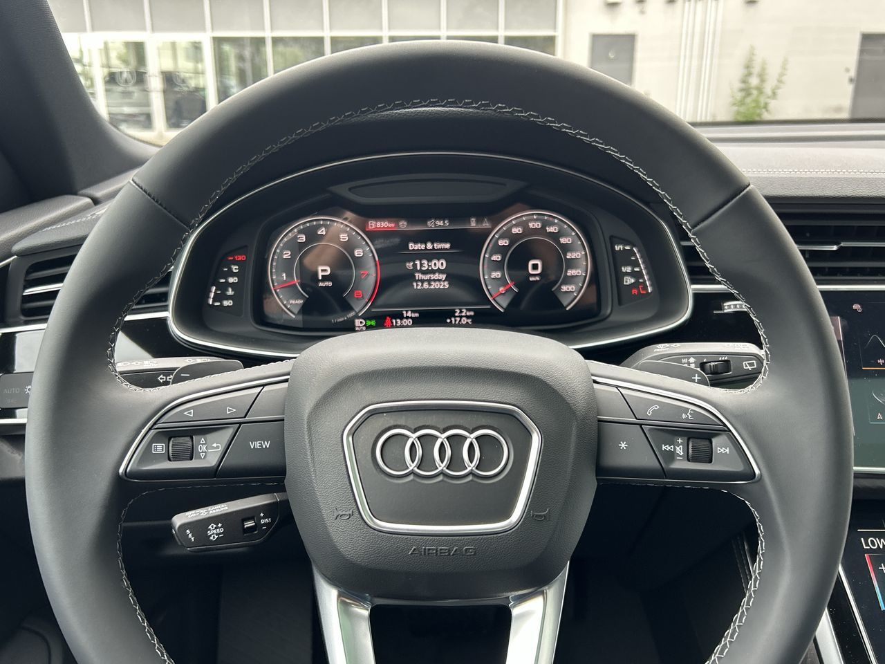 Audi Q8  2025 à North Vancouver, Colombie-Britannique
