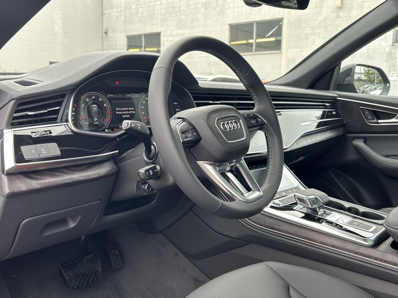 Audi Q8  2025 à North Vancouver, Colombie-Britannique