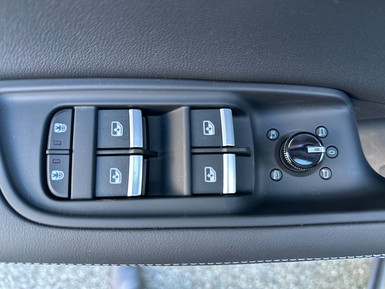 2025 Audi Q8 in North Vancouver, British Columbia