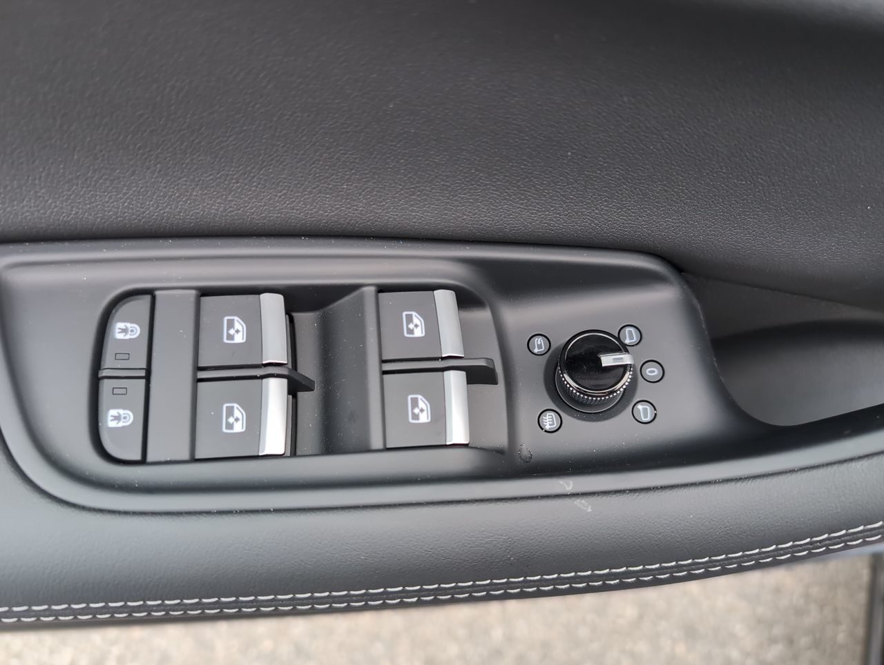 2025 Audi Q8 in North Vancouver, British Columbia